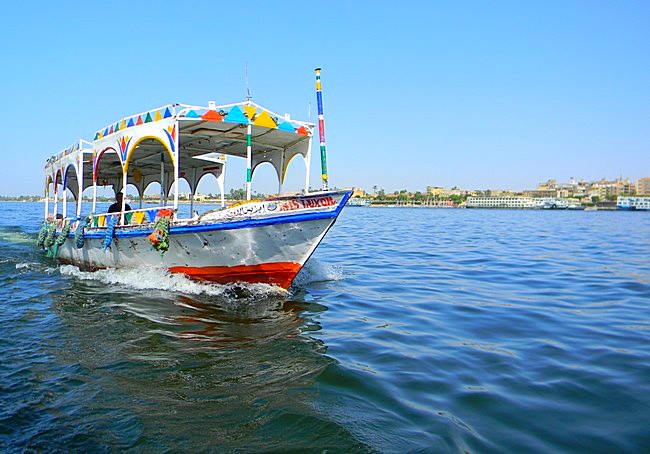 Современные туристические компании предлагают широкий выбор маршрутов туристических круизов по Нилу.  фото 